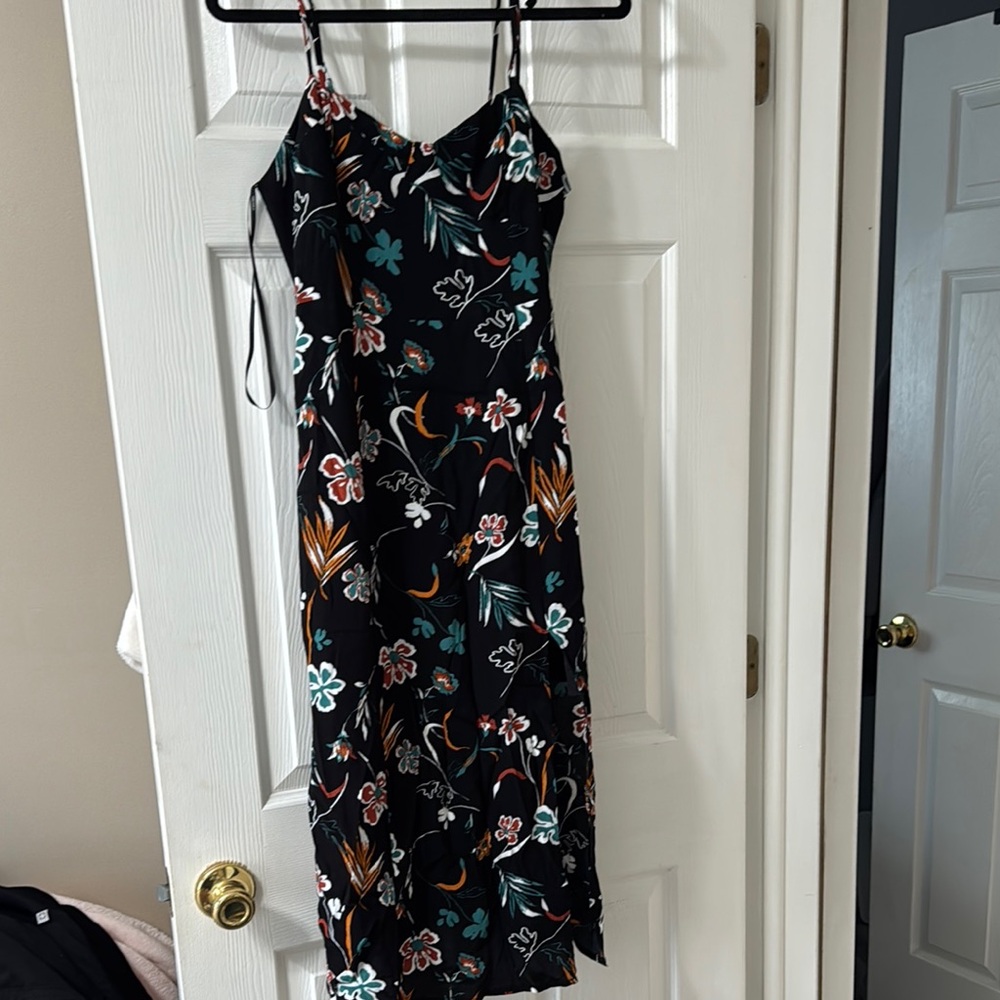 Forever 21 Floral Black Dress